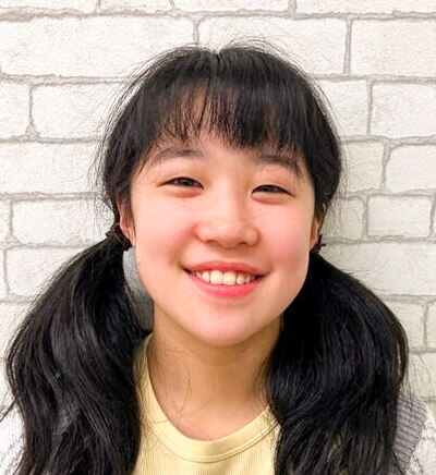 安井　朋子 さん